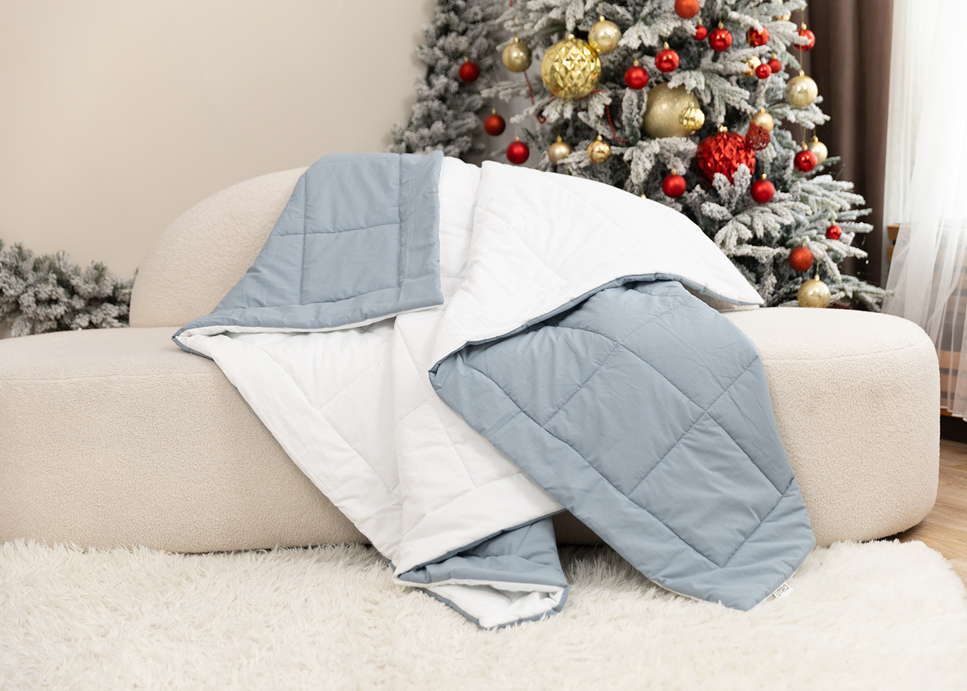 Одеяло из перкали, белый + пыльно-голубой. Фото 0.