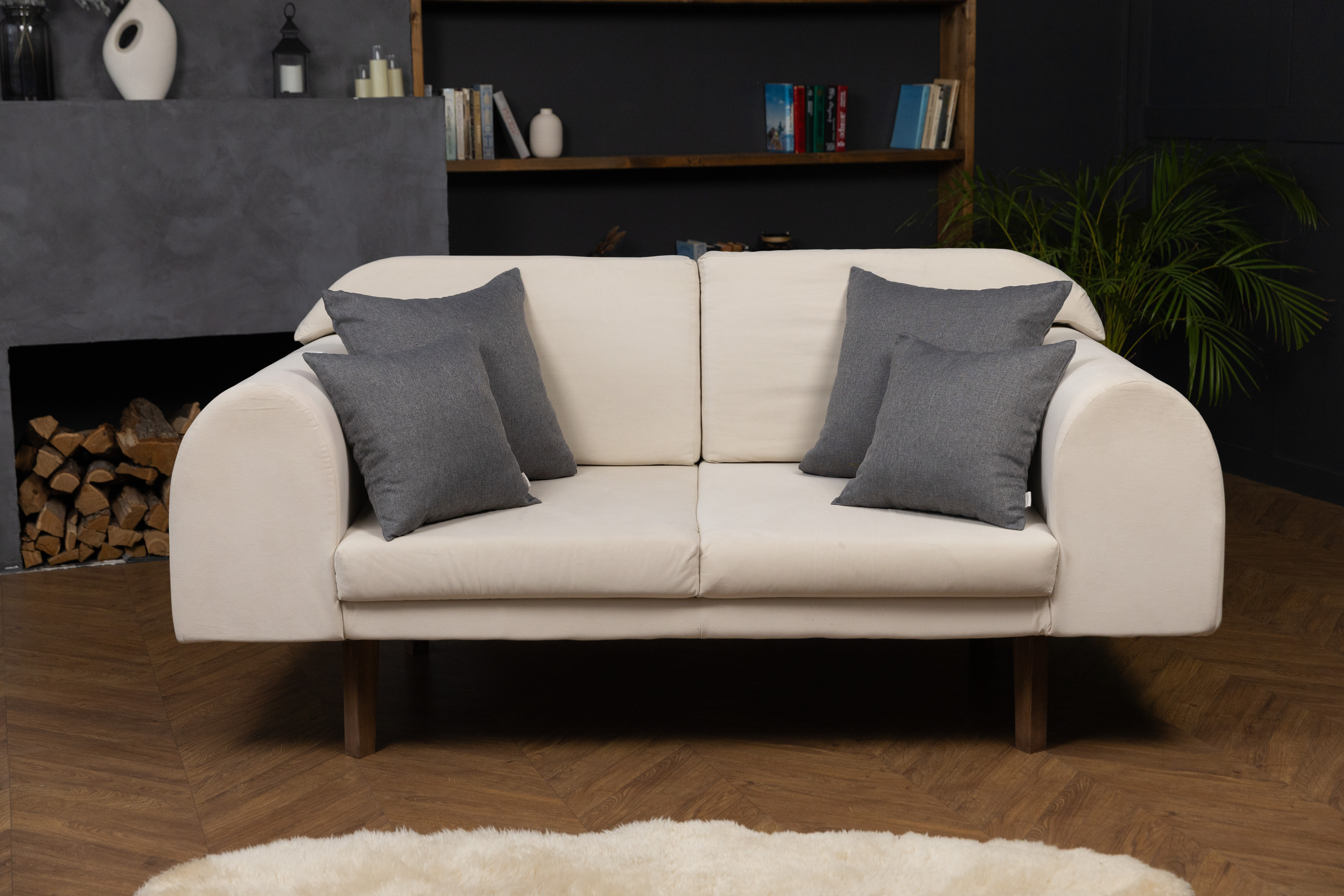 Декоративная наволочка блэкаут серая. Фото 0.