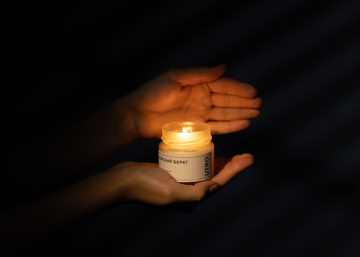 Ароматическая свеча, цветочные ароматы. Фото 6.