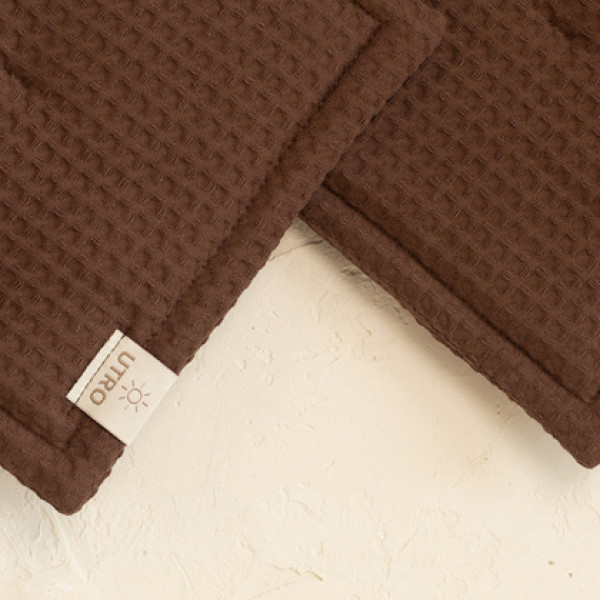 Прихватка кухонная шоколадная из вафли.