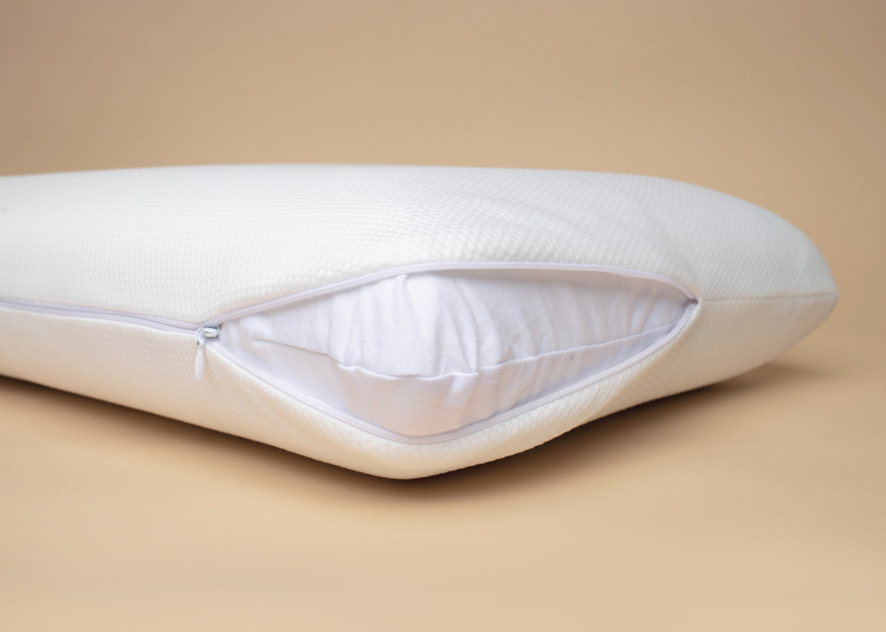 Перфорированная подушка с эффектом памяти, размер S. Фото 5.